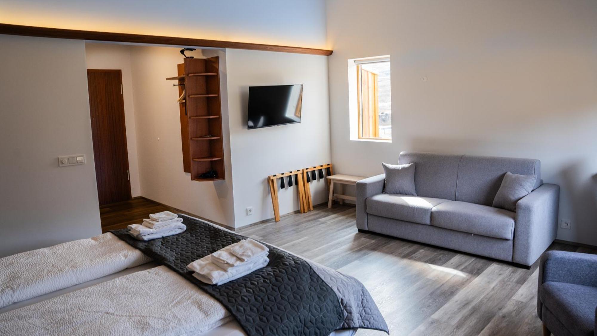 Hotel Flokalundur Brjanslaekur Exteriör bild